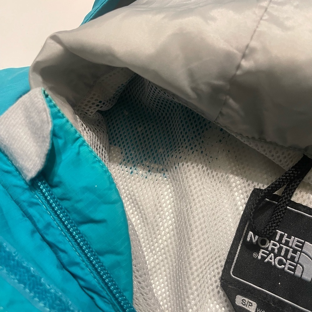 The North Face Stinson HyVent Rain Jacket Sm Waterproof Windbreaker Hiking Shell - Picture 10 of 13